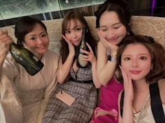 花咲 ゆめあ「ママのバースデーべろべろ🥹」