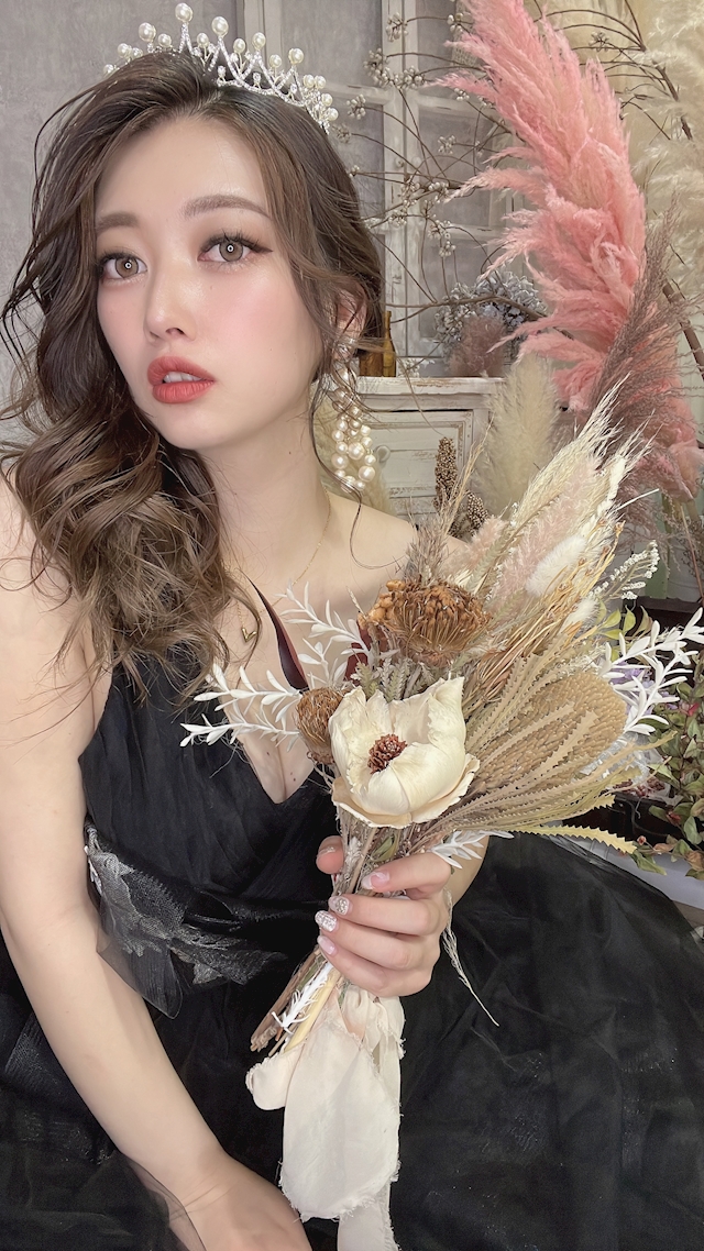 プロフィール写真7・芹沢　莉緒｜