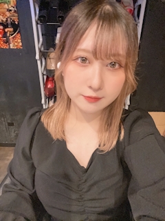 りの「😆🤍」