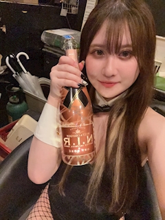 りの「😶💞」