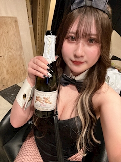 りの「‪^_−♡‬」