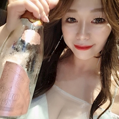 プロフィール写真9・ゆうき｜楽GAKU 金山本店・ガク - 名古屋 金山の熟女パブ/熟女キャバクラ