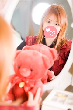 プロフィール写真4・みさと｜Lounge Daizy・デイジー - 岐阜 可児のスナック