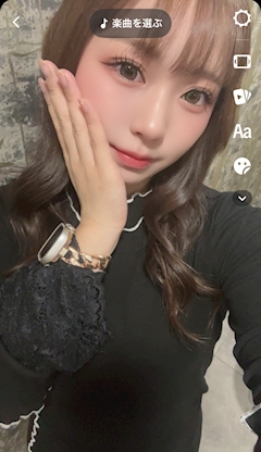 つきな「🤍」