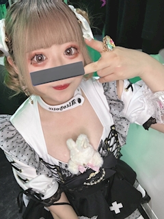 えみる🎀💉「おきゅ🤍」