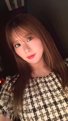 椿 しずか