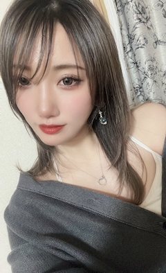 プロフィール写真4・あゆみ｜GIRL'S BAR PLACE・プレイス - 岐阜 柳ヶ瀬のガールズバー