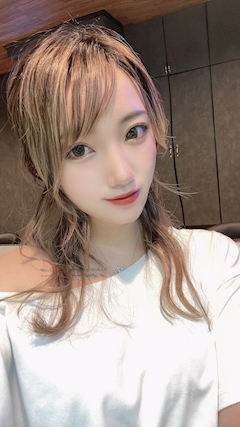 プロフィール写真3・あゆみ｜GIRL'S BAR PLACE・プレイス - 岐阜 柳ヶ瀬のガールズバー