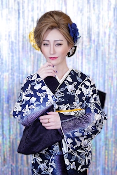プロフィール写真4・柴原 みのりママ|昇・ノボル - 北新地のラウンジ/クラブ
