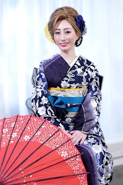 プロフィール写真3・柴原 みのりママ|昇・ノボル - 北新地のラウンジ/クラブ