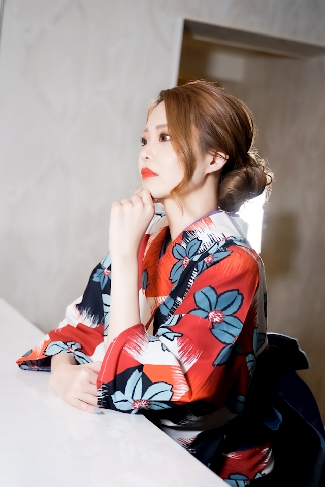 プロフィール写真5・愛沢 まこと｜