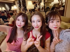 桜 ゆず「推し嬢に会った」