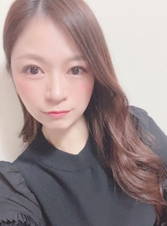 プロフィール写真9・瀧本 さゆり|Mrs.CAFE 光・ミセスカフェ ヒカリ - 名古屋 錦の熟女パブ/熟女キャバクラ