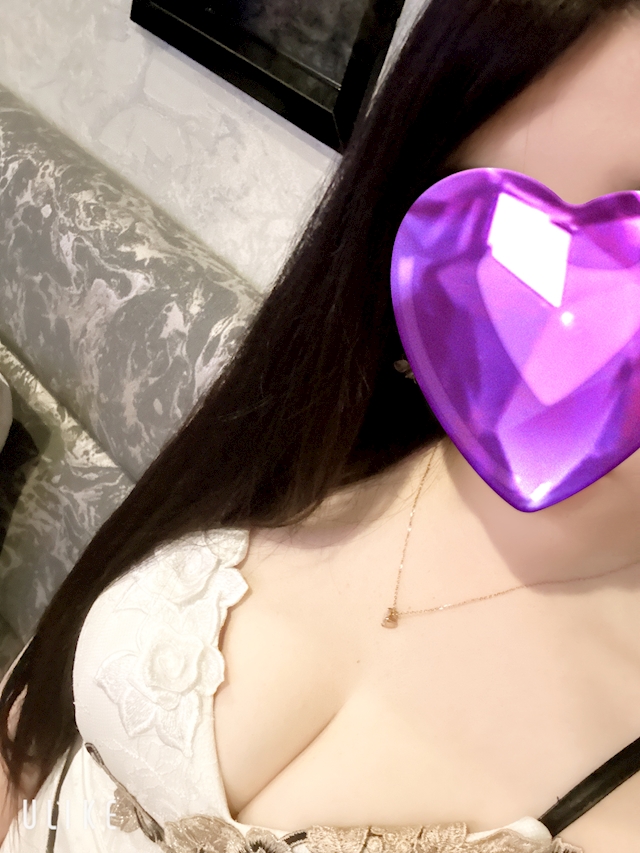 プロフィール写真2・🩷愛愛なみ‪💜｜錦 キャバクラ・Mrs.CAFE 光