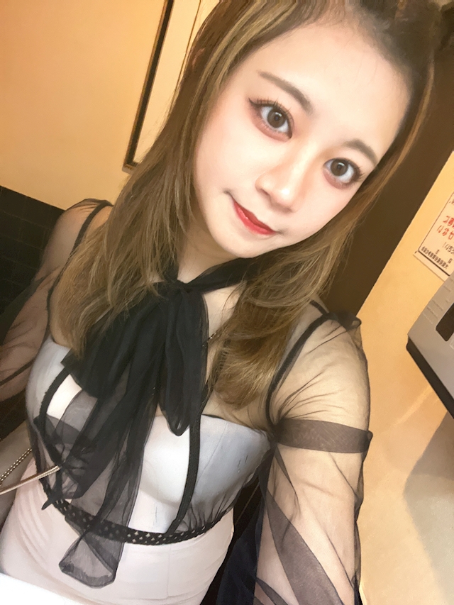 プロフィール写真2・ももな｜高槻 キャバクラ・フォー