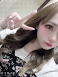 ゆりな