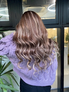 白露　ゆい「出勤😄」