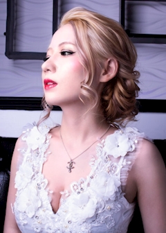 プロフィール写真2・ルナ｜鹿児島/天文館/キャバクラ/MINERVA ミネルバ