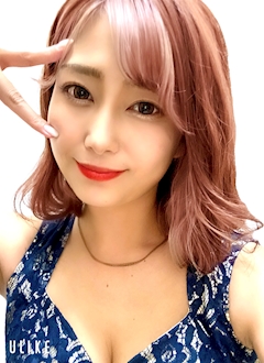 プロフィール写真11・辻 紗穂|Mrs.CAFE 光・ミセスカフェ ヒカリ - 名古屋 錦の熟女パブ/熟女キャバクラ
