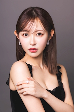 プロフィール写真5・市川 ひなた|BARCELONA 桃李・トウリ - すすきののニュークラブ(キャバクラ)