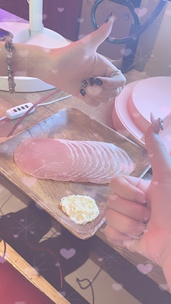 いちご「ぐいぐいぐぐい」