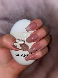 すず「Newネイル💅🏻」