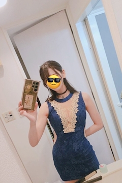 プロフィール写真2・りさ|QUEEN-minis cafe-・クイーン ミニスカフェ - 神田のガールズバー