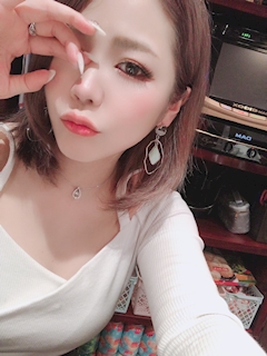 プロフィール写真2・まお｜スナック美咲・スナック ミサキ - 富山駅のスナック