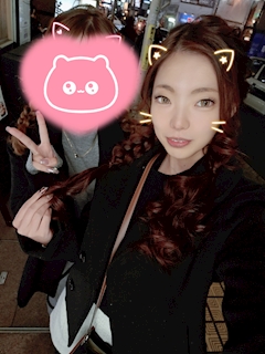 みゆきママ🍓「土曜日のお礼🙆‍♀️🩵流川散歩➰️🚶‍♀️🐾🌙コンカフェ👯‍♀️💕」