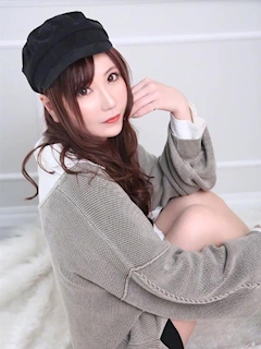 プロフィール写真2・ひなの｜miumiu・ミュウミュウ - 中野駅北口のキャバクラ