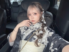 店長あかね「京都いった🍁♡」