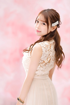 プロフィール写真2・真白 かな|Four Seasons・フォーシーズン - すすきののニュークラブ(キャバクラ)