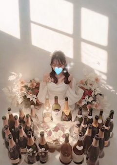 プロフィール写真2・かな💖Bertram👸🏻⋆⸜🌹⸝‍⋆｜新橋 熟女キャバクラ・バートラム