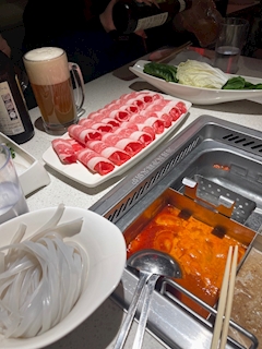 あゆ「火鍋行って火鍋食べないこともあるよね🙂‍↕️」