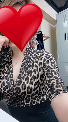 プロフィール写真13・高槻 かえで｜熟女キャバクラグロウ 浜松・ジュクジョキャバクラグロウハママツ - 浜松のキャバクラ