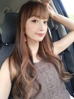 プロフィール写真3・よしな｜Girl's Bar Blue・ブルー - 歌舞伎町のガールズバー
