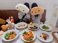 副店長あきばこ　CAFE&BAR19　プレミアムキャスト「カピバラさん」