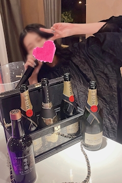 プロフィール写真6・ぼん⚘˖*｜girls bar fluer・フルール - 四谷三丁目のガールズバー