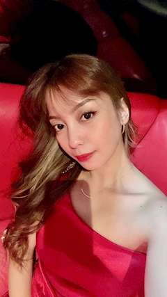 プロフィール写真6・Miki|club 花水木・ハナミズキ - 名古屋 栄のインターナショナルパブ