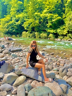 プロフィール写真7・KYLA|NYNY・ニューヨークニューヨーク - 名古屋 栄のインターナショナルパブ