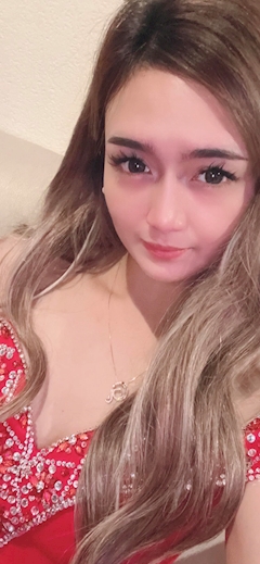 プロフィール写真8・KYLA|NYNY・ニューヨークニューヨーク - 名古屋 栄のインターナショナルパブ