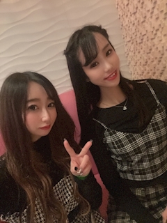 綾波　ロゼ🌹🍸「しゅっっ」