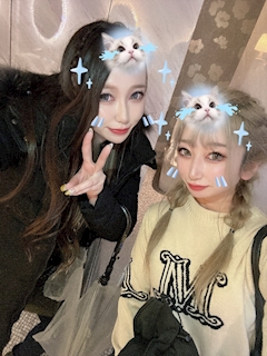 綾波　ロゼ🌹🍸「しゅっっ」