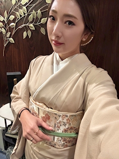 プロフィール写真3・香月 桃子|MELBA・メルバ - 北新地のスナック