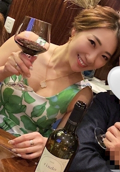 プロフィール写真6・香月 桃子|MELBA・メルバ - 北新地のスナック