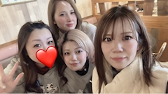 もも「ねむすぎる。」