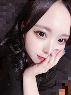 プロフィール写真3・おりか｜ユグドラシル - 名古屋 金山のガールズバー