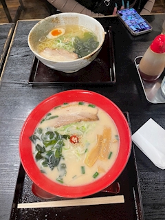 もも「🍜」