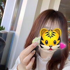 プロフィール写真2・すず｜微熟女&妹BAR シスターズ - お初天神のガールズバー