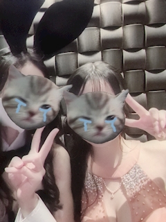 🐰Cameliaバニーブログ🐰「🤳🏻🤍」